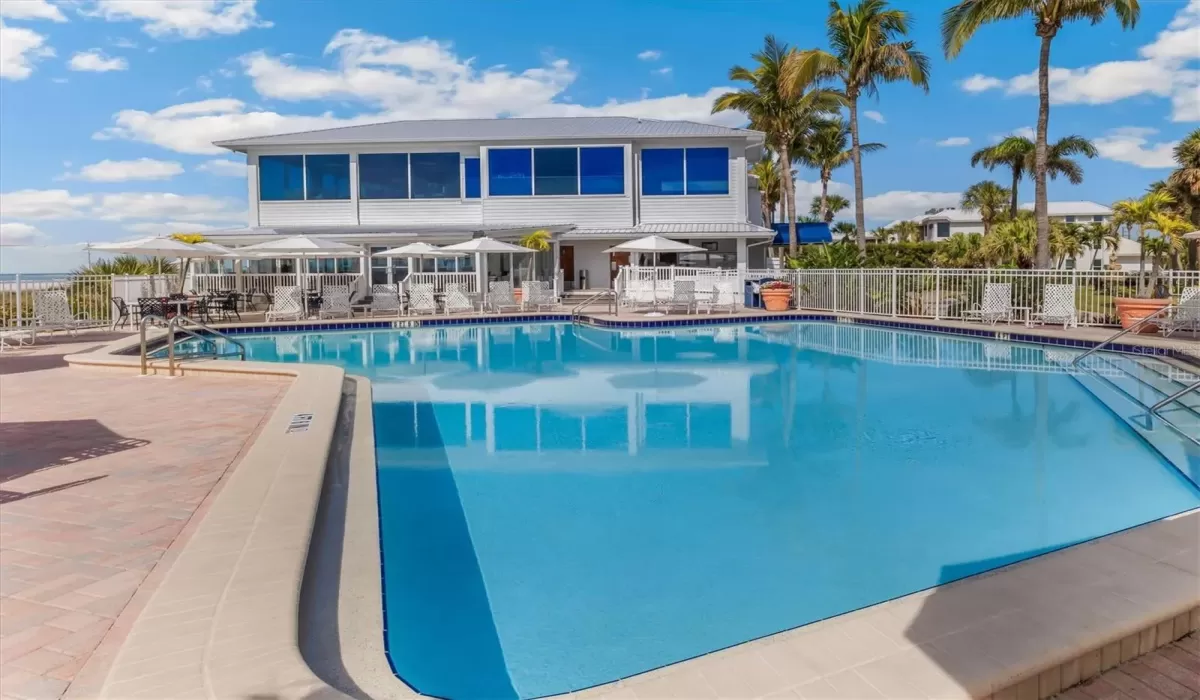 2 Bedrooms Bedrooms, 0 ,2 BathroomsBathrooms,Residential,For Sale,0,D6145498