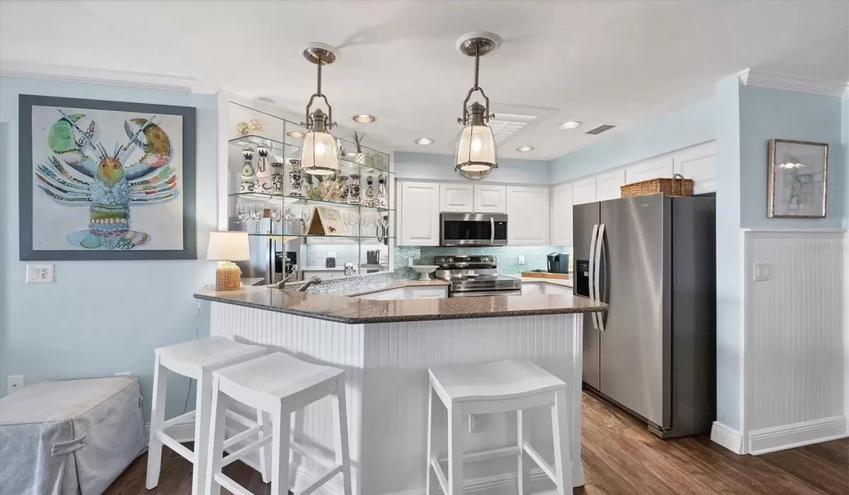 2 Bedrooms Bedrooms, 0 ,2 BathroomsBathrooms,Residential,For Sale,0,D6145498