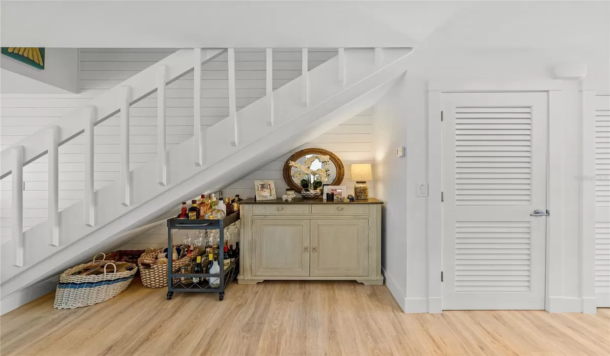 2 Bedrooms Bedrooms, 0 ,2 BathroomsBathrooms,Residential,For Sale,0,D6145526