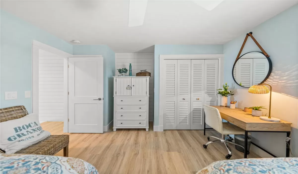 2 Bedrooms Bedrooms, 0 ,2 BathroomsBathrooms,Residential,For Sale,0,D6145526