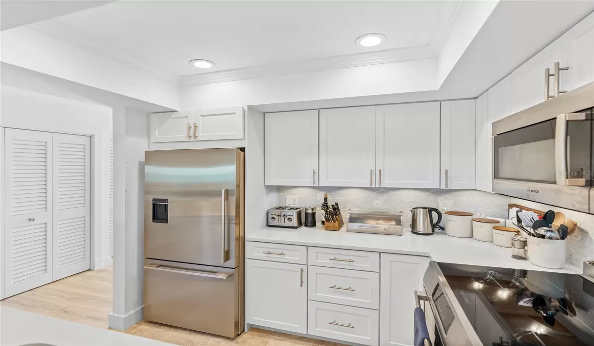 2 Bedrooms Bedrooms, 0 ,2 BathroomsBathrooms,Residential,For Sale,0,D6145526