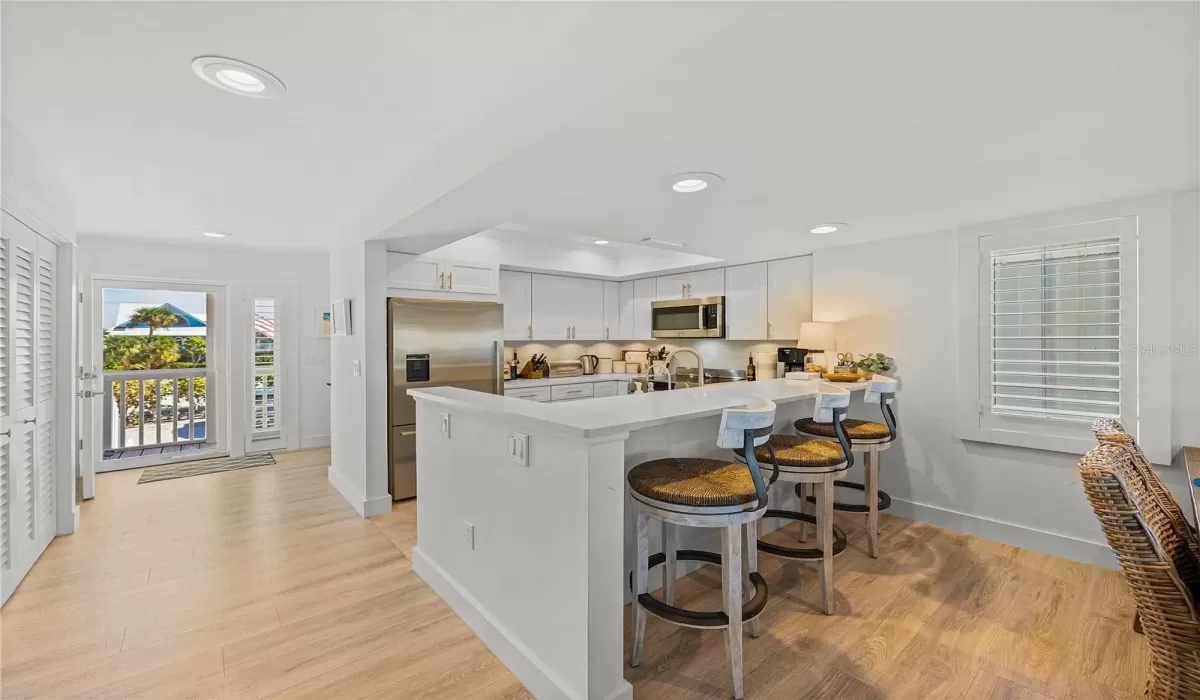 2 Bedrooms Bedrooms, 0 ,2 BathroomsBathrooms,Residential,For Sale,0,D6145526