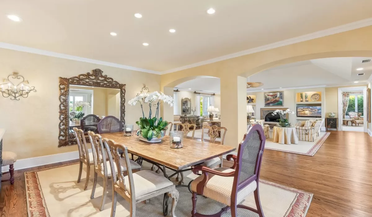 5 Bedrooms Bedrooms, 0 ,4 BathroomsBathrooms,Residential,For Sale,0,D6145548