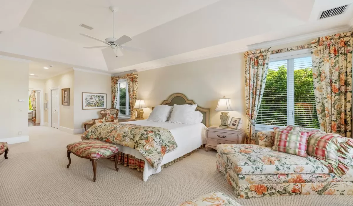 5 Bedrooms Bedrooms, 0 ,4 BathroomsBathrooms,Residential,For Sale,0,D6145548