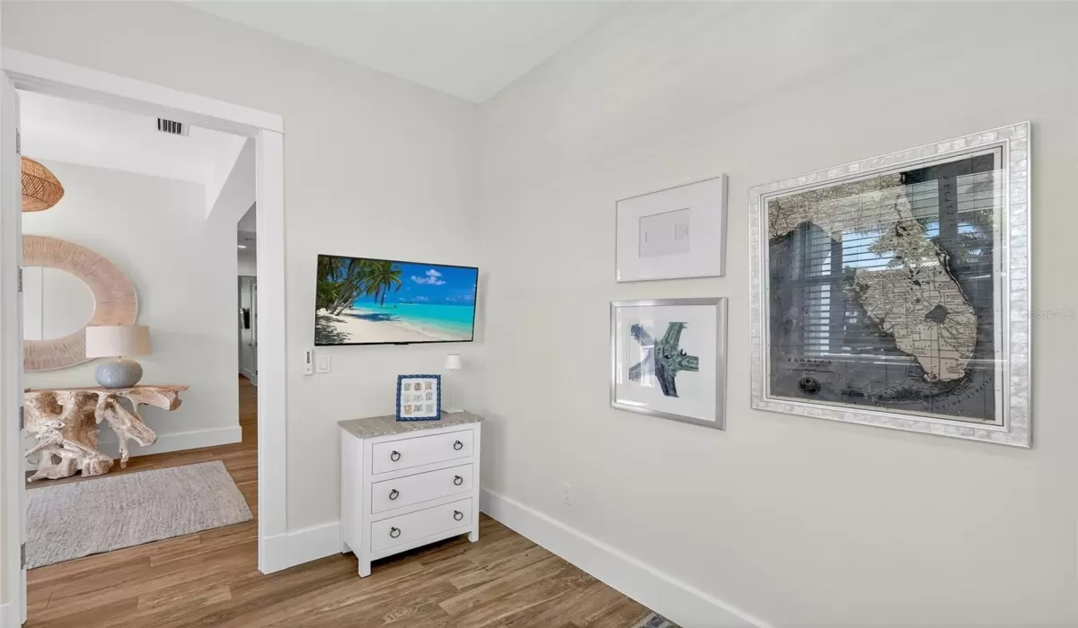 4 Bedrooms Bedrooms, 0 ,3 BathroomsBathrooms,Residential,For Sale,0,D6145605