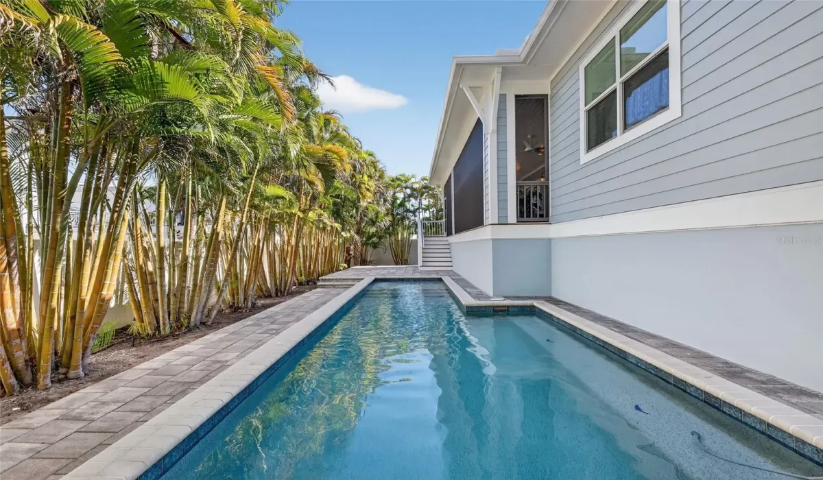 4 Bedrooms Bedrooms, 0 ,3 BathroomsBathrooms,Residential,For Sale,0,D6145605