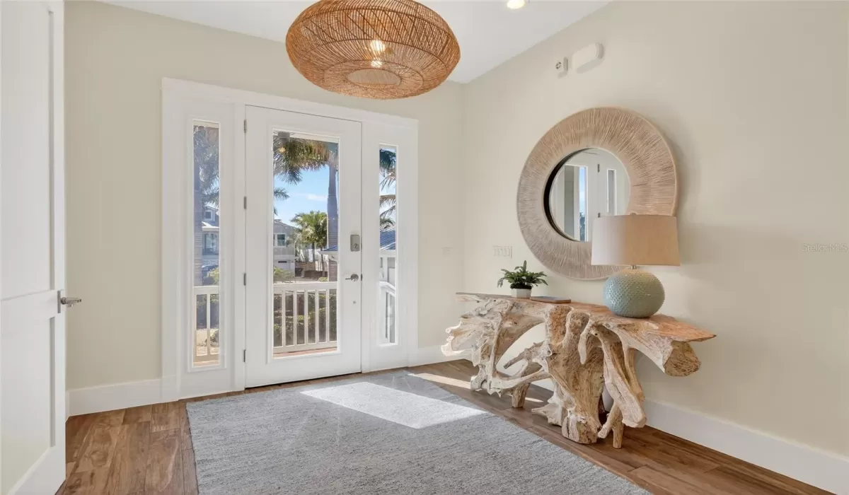 4 Bedrooms Bedrooms, 0 ,3 BathroomsBathrooms,Residential,For Sale,0,D6145605