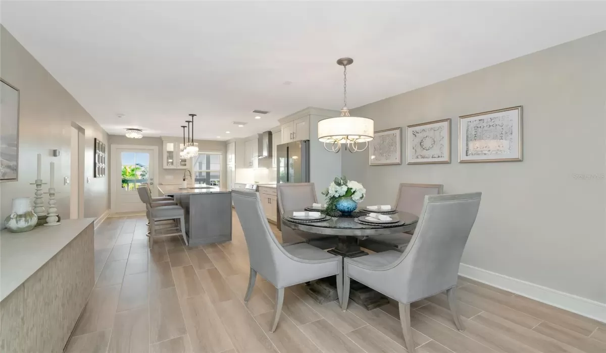 2 Bedrooms Bedrooms, 0 ,2 BathroomsBathrooms,Residential,For Sale,0,A4678882