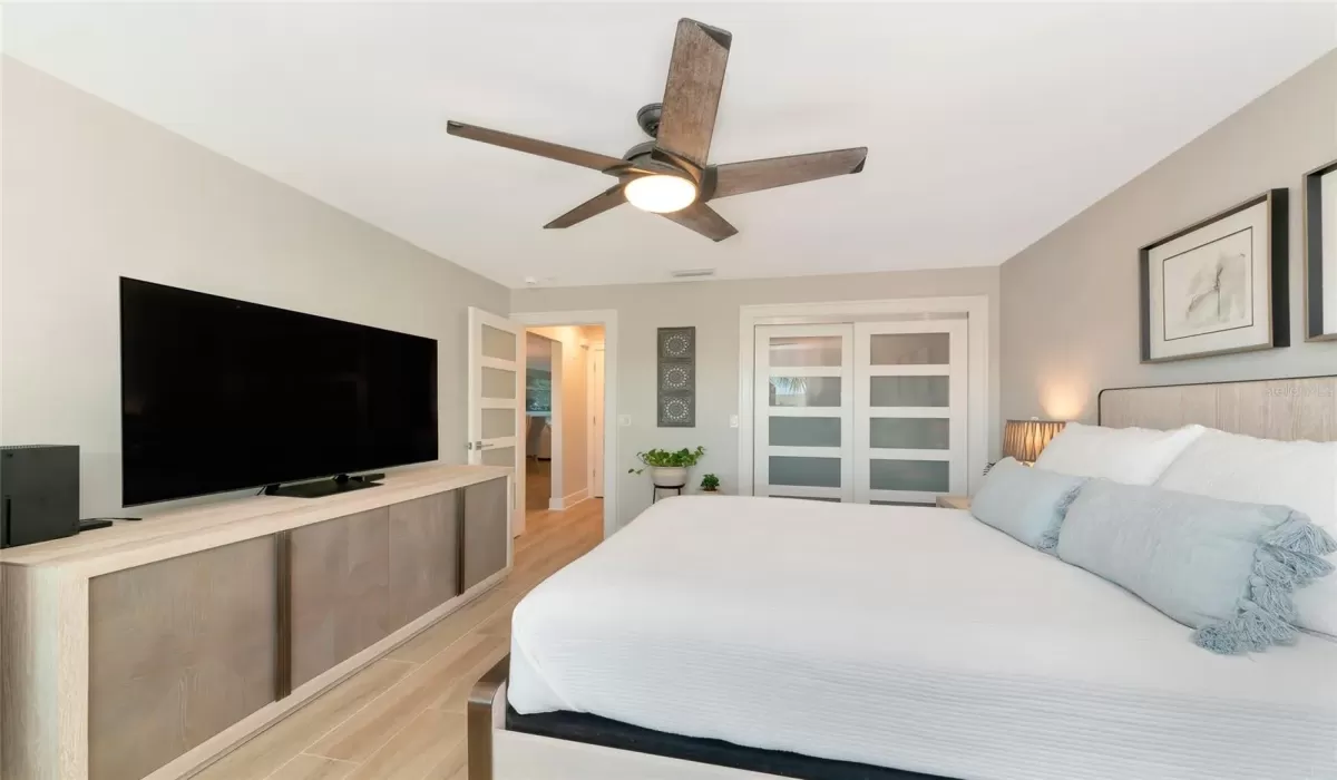 2 Bedrooms Bedrooms, 0 ,2 BathroomsBathrooms,Residential,For Sale,0,A4678882