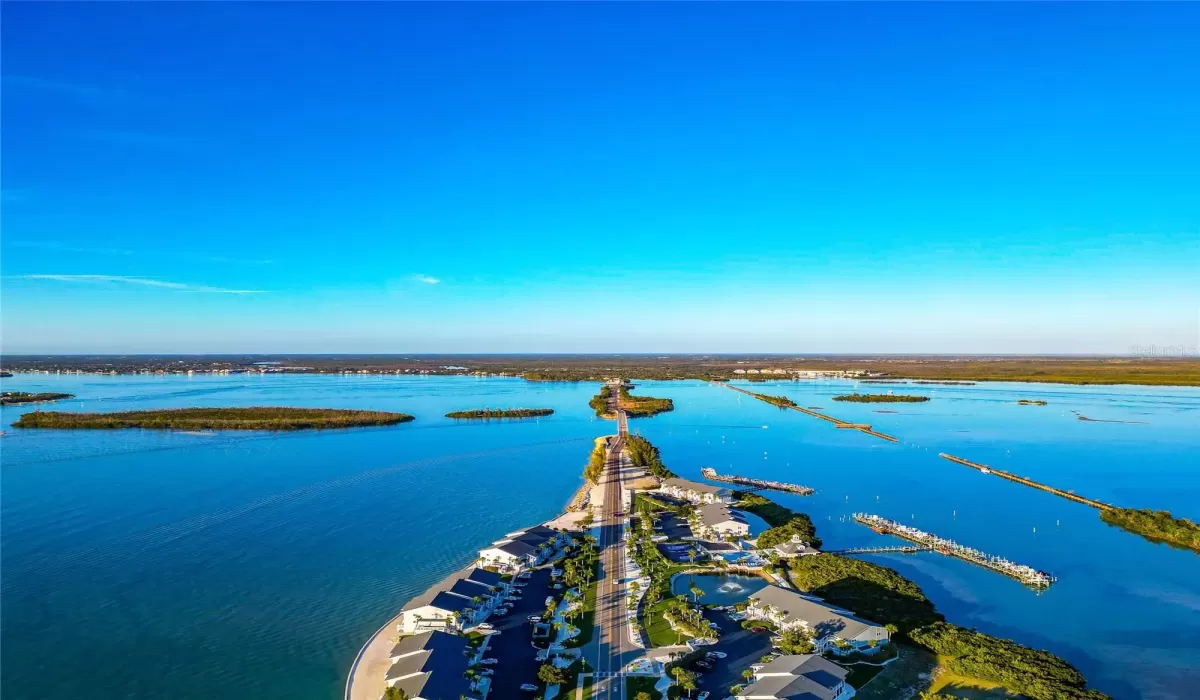 2 Bedrooms Bedrooms, 0 ,2 BathroomsBathrooms,Residential,For Sale,0,A4678882