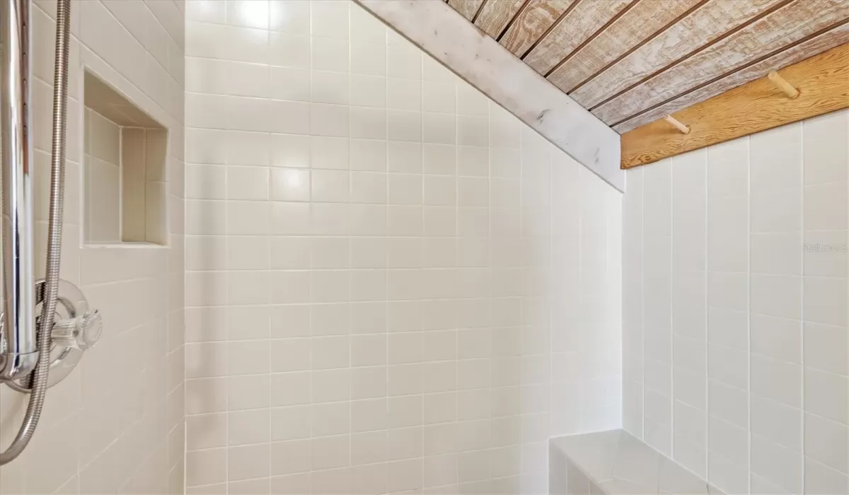 3 Bedrooms Bedrooms, 0 ,3 BathroomsBathrooms,Residential,Pending,0,D6145621