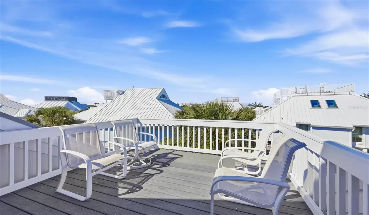 3 Bedrooms Bedrooms, 0 ,3 BathroomsBathrooms,Residential,Pending,0,D6145621