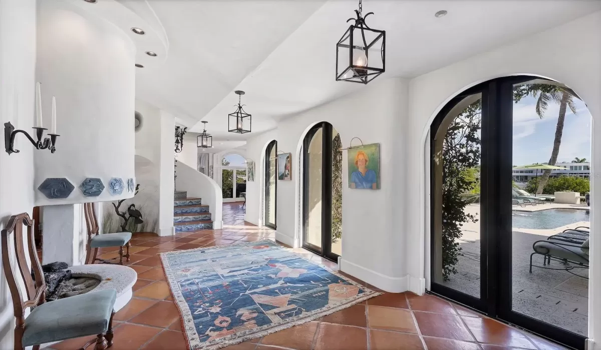 4 Bedrooms Bedrooms, 0 ,5 BathroomsBathrooms,Residential,For Sale,0,D6145817