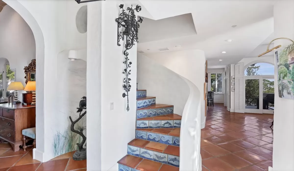 4 Bedrooms Bedrooms, 0 ,5 BathroomsBathrooms,Residential,For Sale,0,D6145817