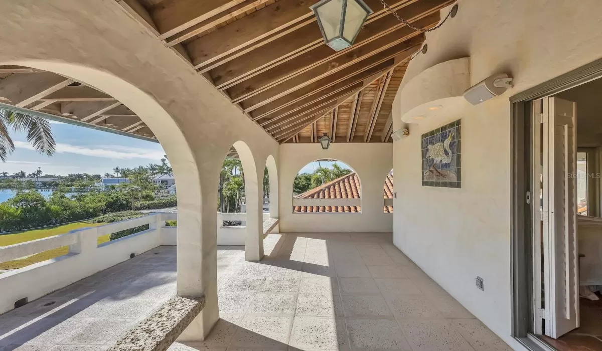 4 Bedrooms Bedrooms, 0 ,5 BathroomsBathrooms,Residential,For Sale,0,D6145817