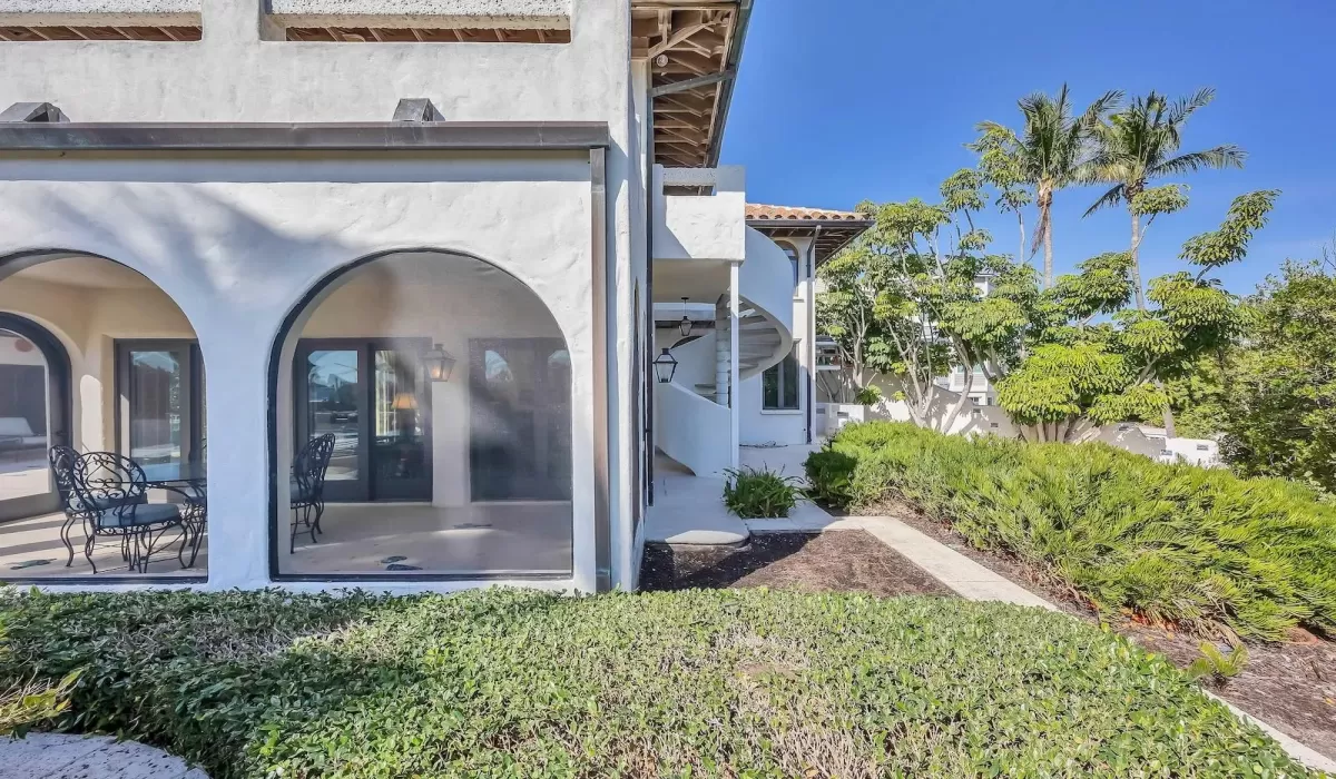 4 Bedrooms Bedrooms, 0 ,5 BathroomsBathrooms,Residential,For Sale,0,D6145817