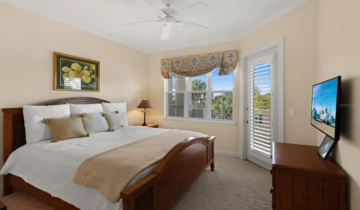 3 Bedrooms Bedrooms, 0 ,2 BathroomsBathrooms,Residential,For Sale,0,D6145879