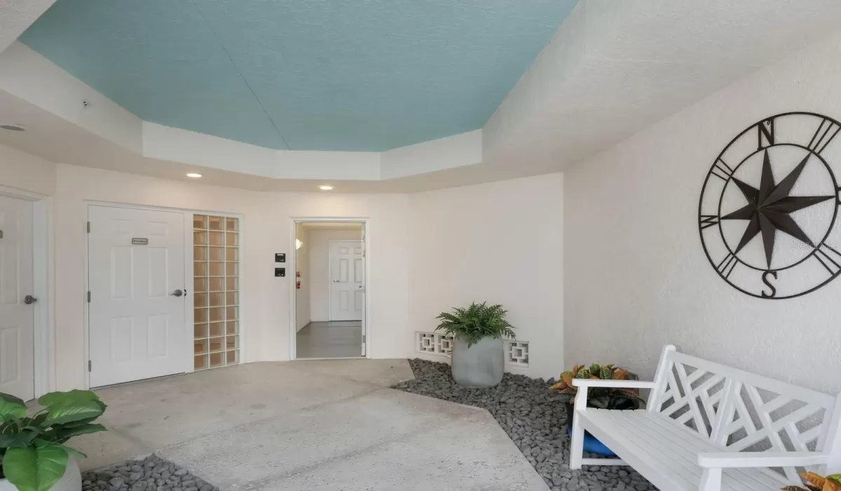 3 Bedrooms Bedrooms, 0 ,2 BathroomsBathrooms,Residential,For Sale,0,D6145879