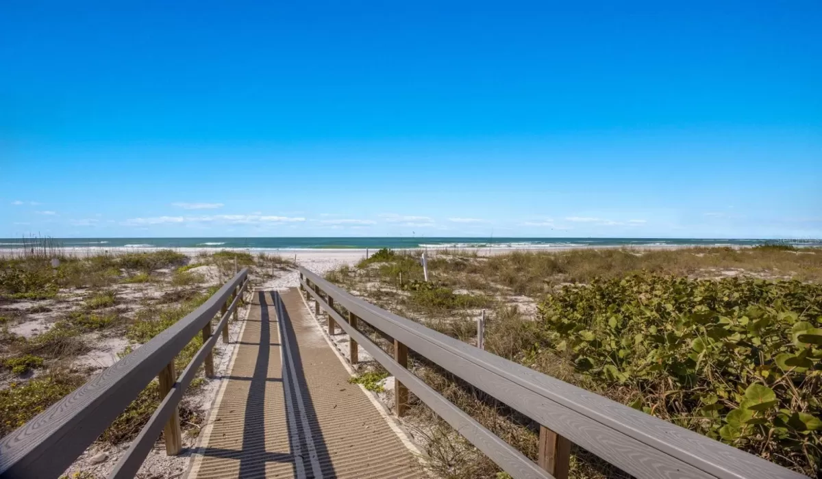 2 Bedrooms Bedrooms, 0 ,2 BathroomsBathrooms,Residential,For Sale,0,D6145831