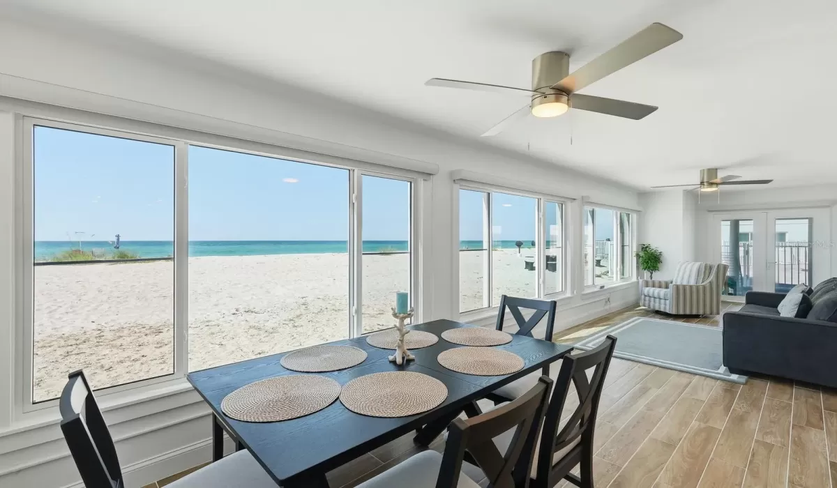 2 Bedrooms Bedrooms, 0 ,2 BathroomsBathrooms,Residential,For Sale,0,D6145924