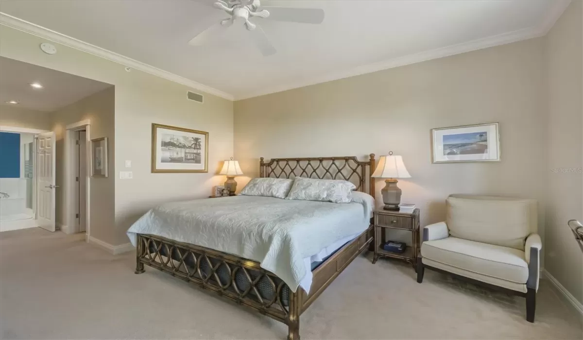 3 Bedrooms Bedrooms, 0 ,2 BathroomsBathrooms,Residential,For Sale,0,D6145871