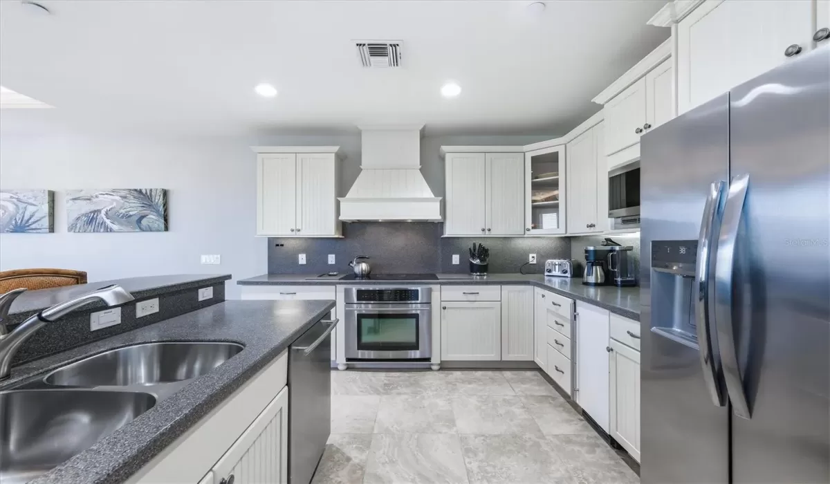 3 Bedrooms Bedrooms, 0 ,3 BathroomsBathrooms,Residential,For Sale,0,D6145854