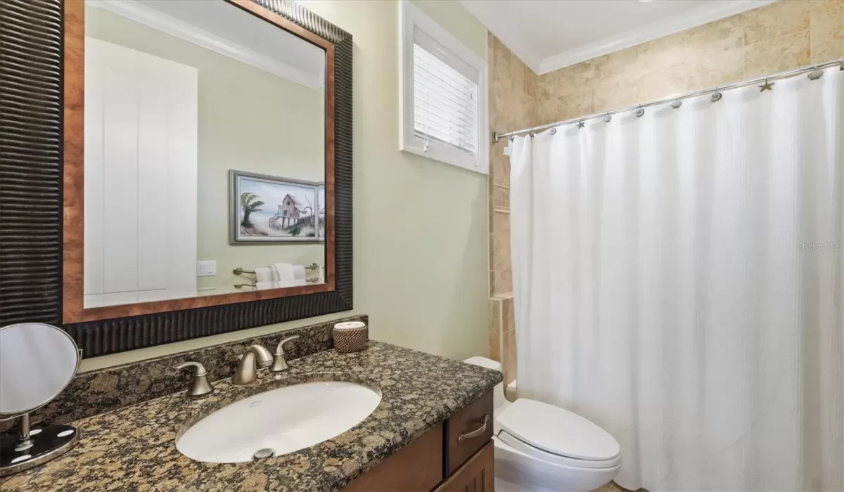 3 Bedrooms Bedrooms, 0 ,3 BathroomsBathrooms,Residential,For Sale,0,D6145854