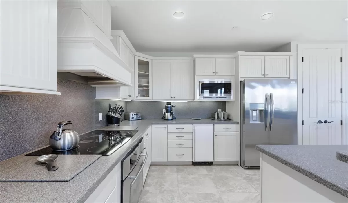 3 Bedrooms Bedrooms, 0 ,3 BathroomsBathrooms,Residential,For Sale,0,D6145854