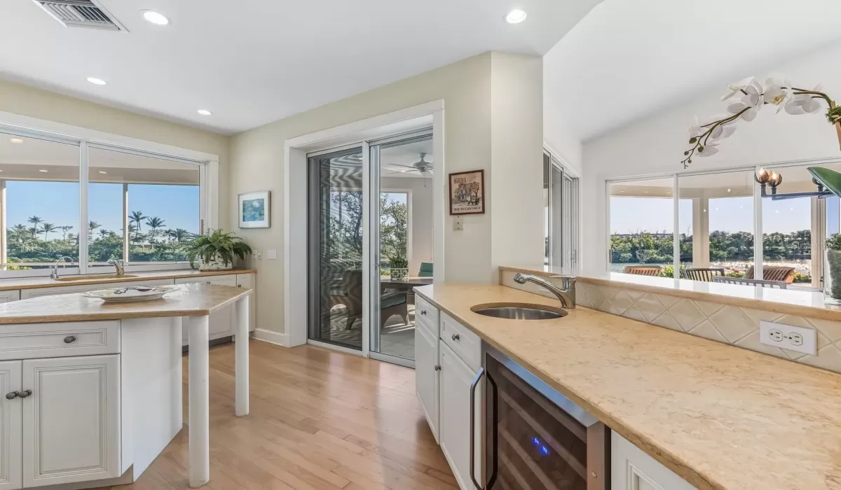 4 Bedrooms Bedrooms, 0 ,4 BathroomsBathrooms,Residential,For Sale,0,D6145824