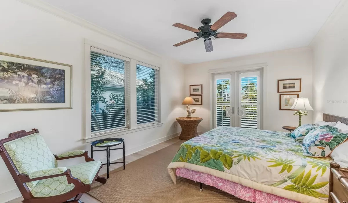 4 Bedrooms Bedrooms, 0 ,4 BathroomsBathrooms,Residential,For Sale,0,D6145824