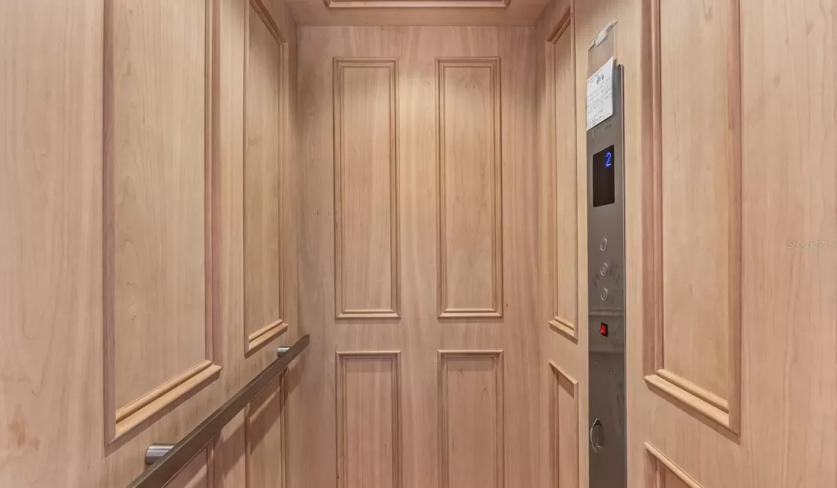 4 Bedrooms Bedrooms, 0 ,4 BathroomsBathrooms,Residential,For Sale,0,D6145824