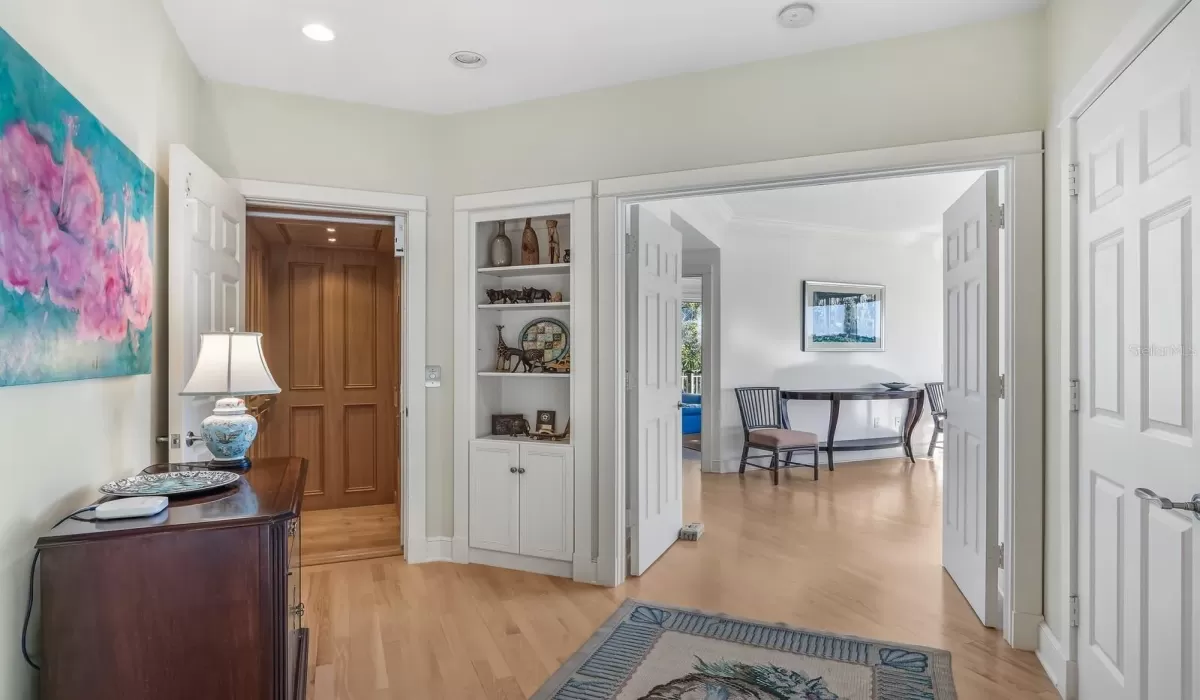 4 Bedrooms Bedrooms, 0 ,4 BathroomsBathrooms,Residential,For Sale,0,D6145824