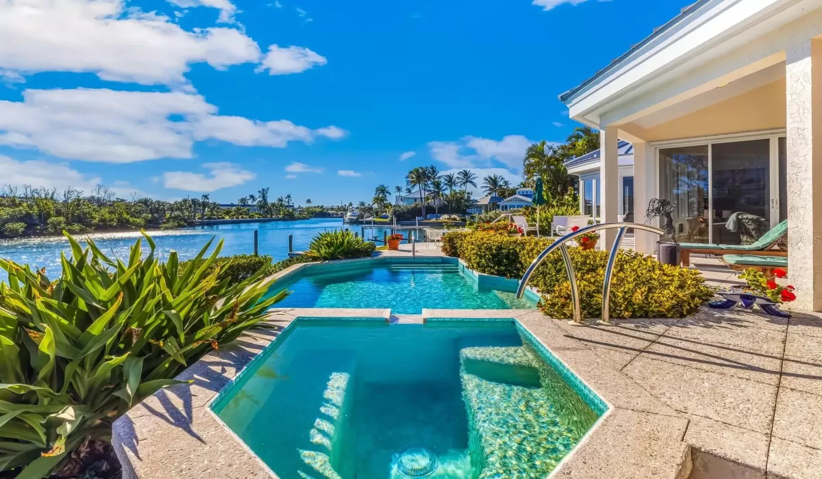 4 Bedrooms Bedrooms, 0 ,4 BathroomsBathrooms,Residential,For Sale,0,D6145824