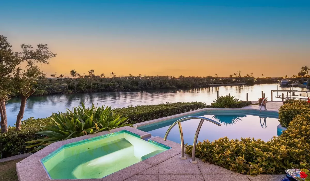 4 Bedrooms Bedrooms, 0 ,4 BathroomsBathrooms,Residential,For Sale,0,D6145824