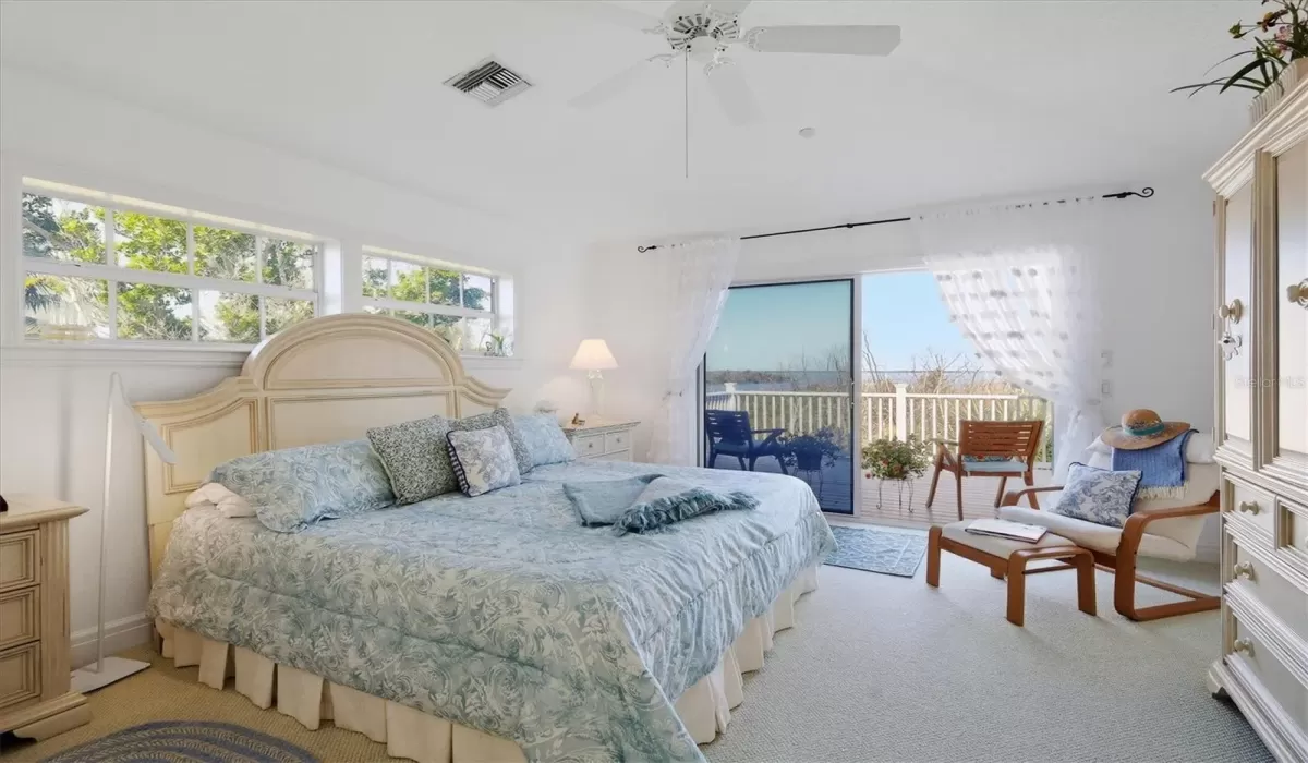 3 Bedrooms Bedrooms, 0 ,3 BathroomsBathrooms,Residential,For Sale,0,D6145898