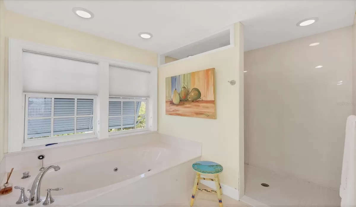 3 Bedrooms Bedrooms, 0 ,3 BathroomsBathrooms,Residential,For Sale,0,D6145898