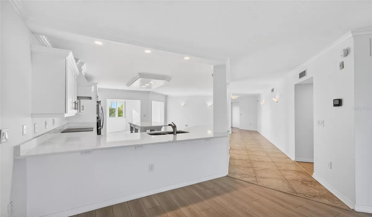 3 Bedrooms Bedrooms, 0 ,3 BathroomsBathrooms,Residential,For Sale,0,D6145966