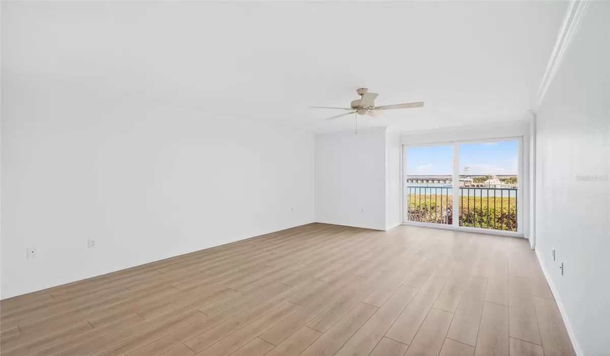 3 Bedrooms Bedrooms, 0 ,3 BathroomsBathrooms,Residential,For Sale,0,D6145966