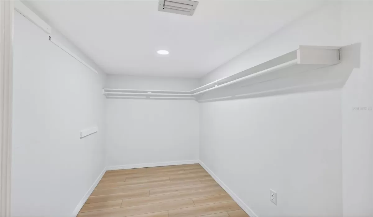 3 Bedrooms Bedrooms, 0 ,3 BathroomsBathrooms,Residential,For Sale,0,D6145966