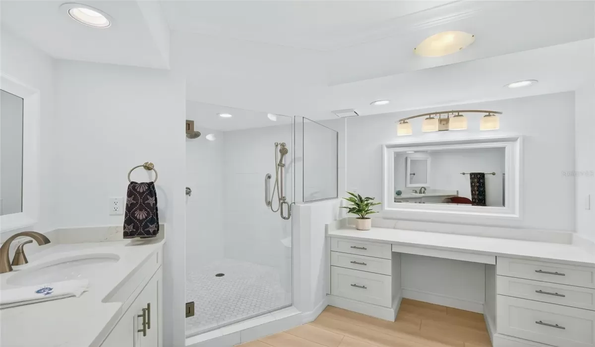 3 Bedrooms Bedrooms, 0 ,3 BathroomsBathrooms,Residential,For Sale,0,D6145966