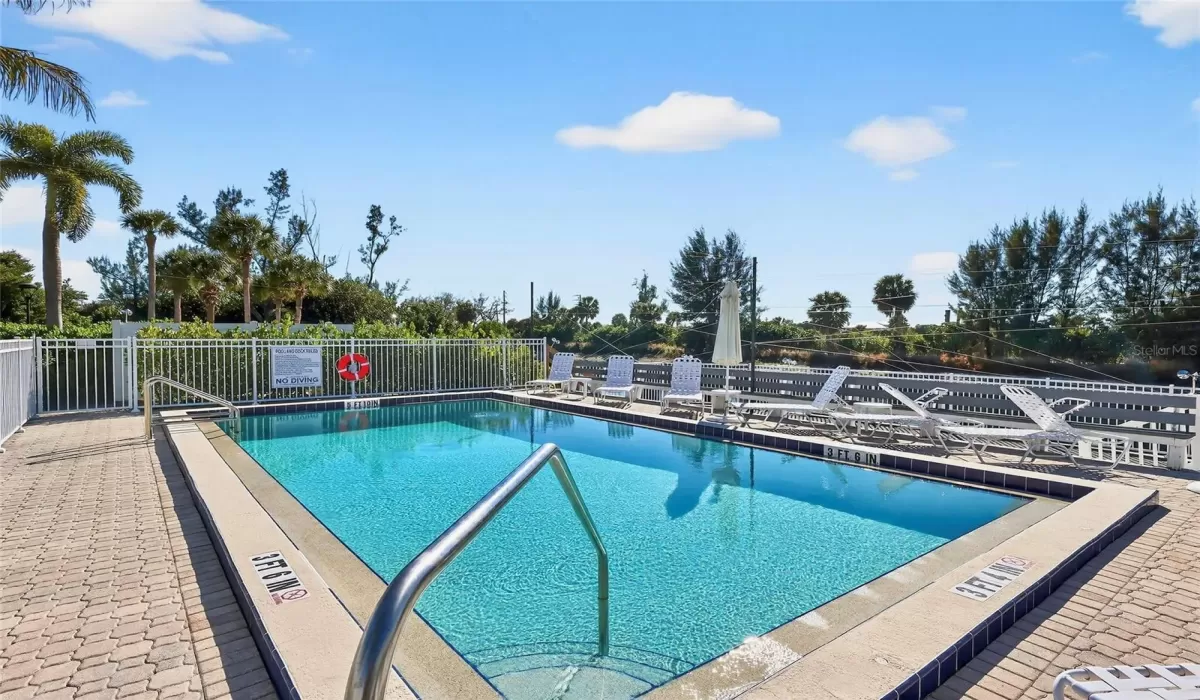 3 Bedrooms Bedrooms, 0 ,3 BathroomsBathrooms,Residential,For Sale,0,D6145966