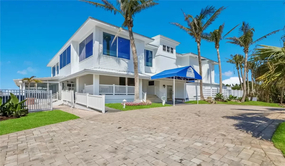 3 Bedrooms Bedrooms, 0 ,3 BathroomsBathrooms,Residential,For Sale,0,D6145966