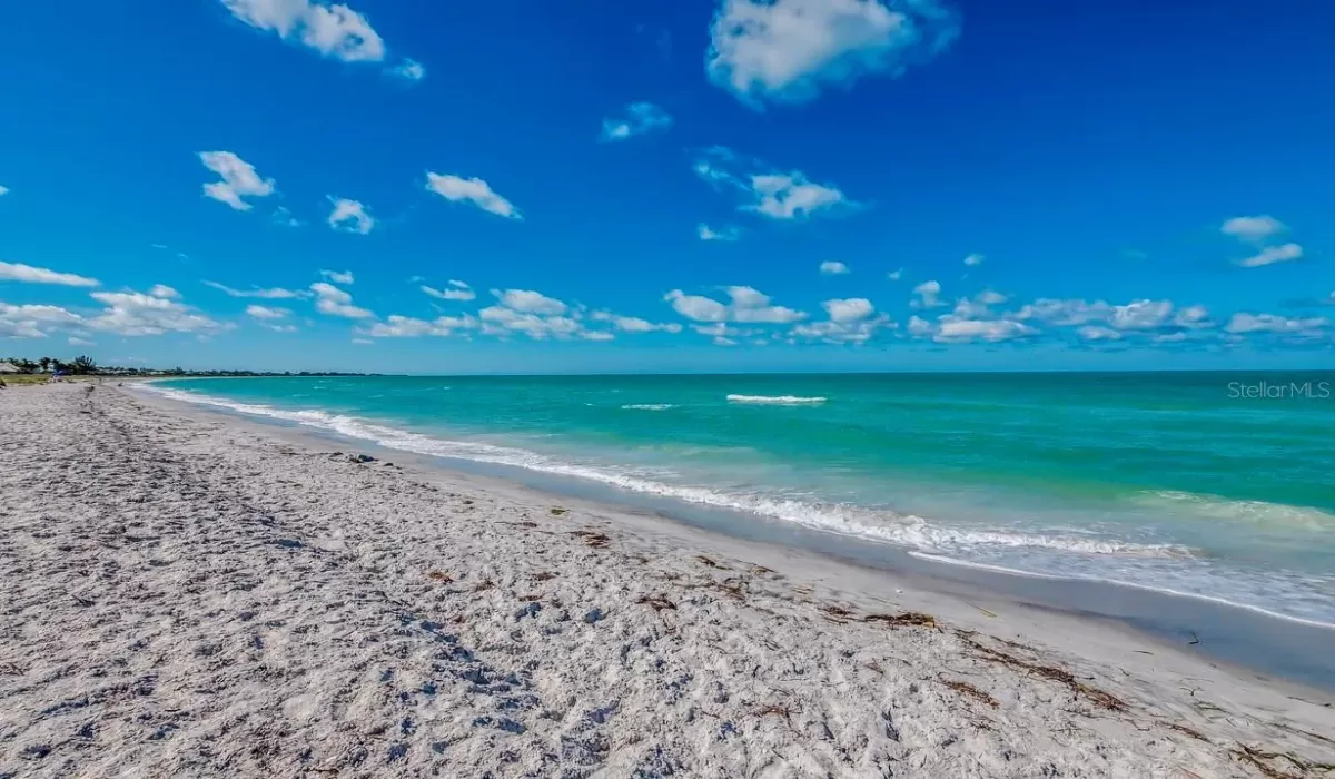 3 Bedrooms Bedrooms, 0 ,3 BathroomsBathrooms,Residential,For Sale,0,D6145966