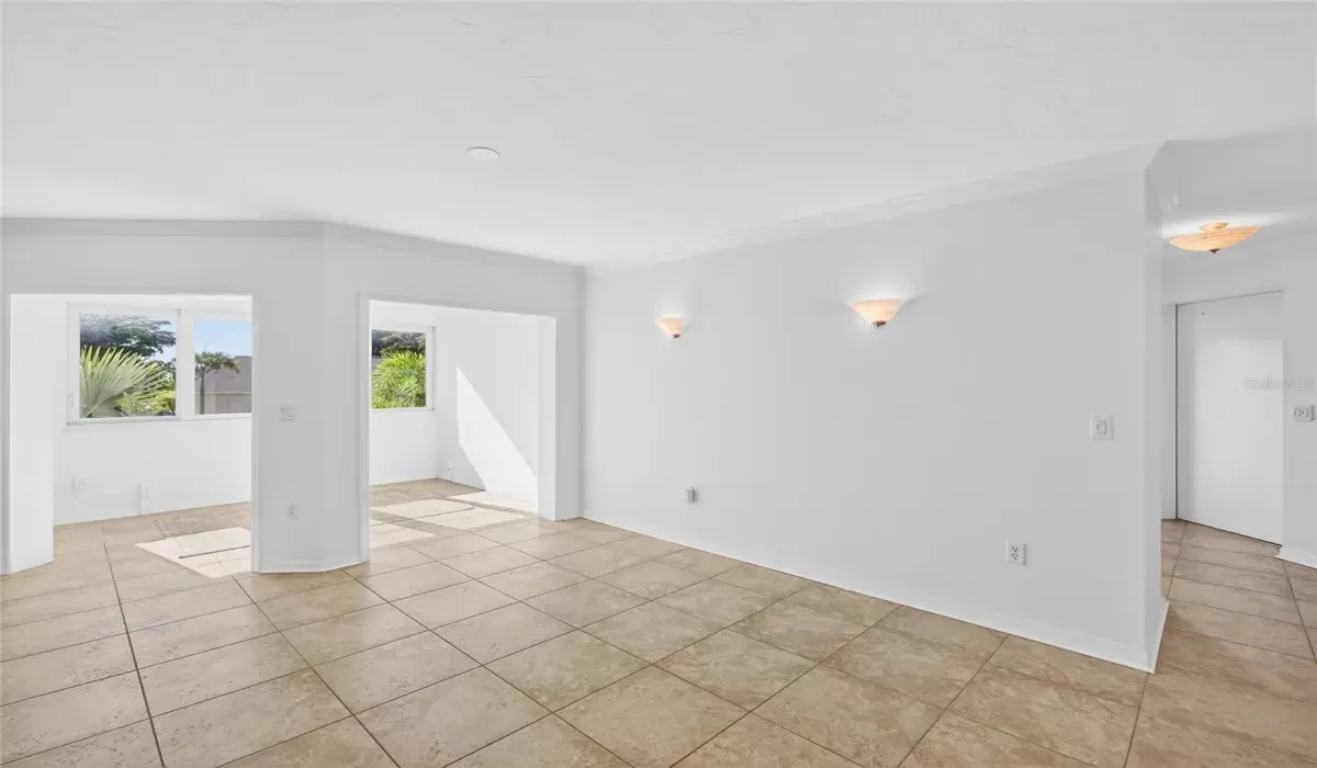 3 Bedrooms Bedrooms, 0 ,3 BathroomsBathrooms,Residential,For Sale,0,D6145966