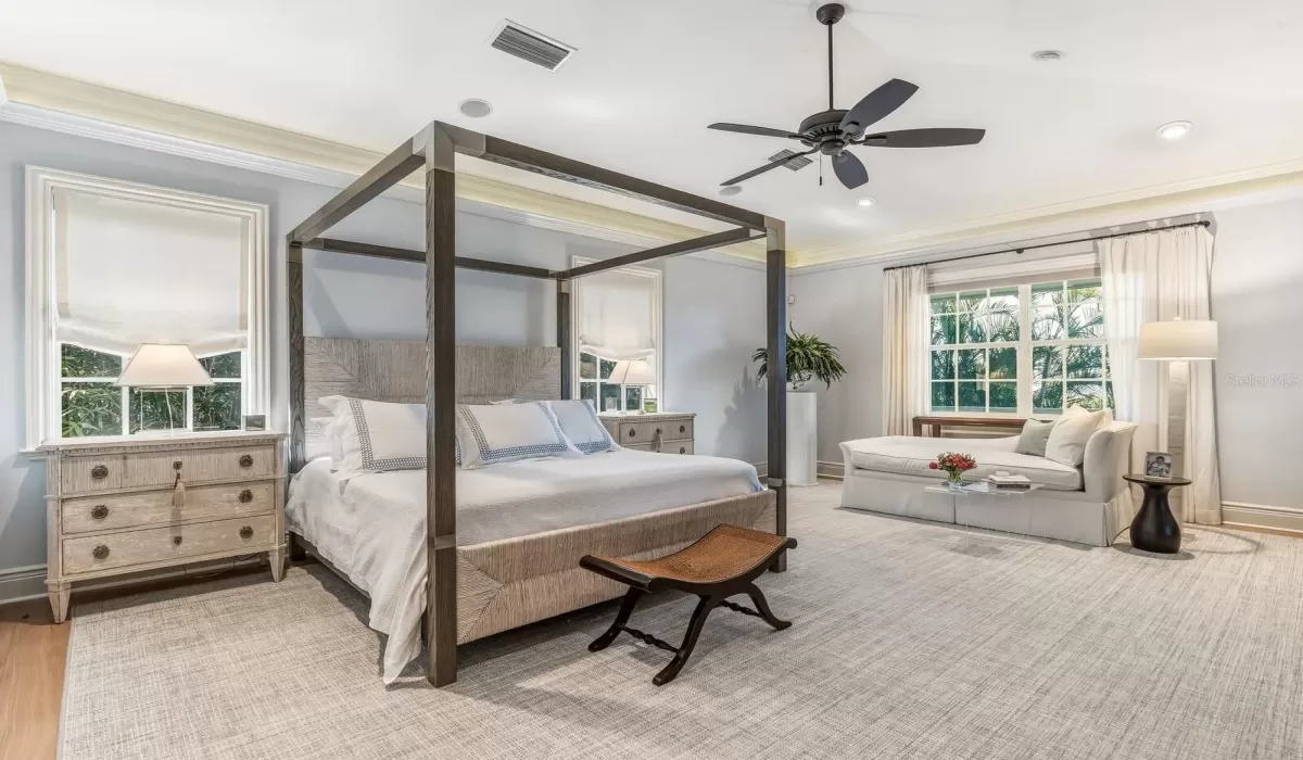 4 Bedrooms Bedrooms, 0 ,4 BathroomsBathrooms,Residential,For Sale,0,D6145790