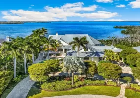 4 Bedrooms Bedrooms, 0 ,4 BathroomsBathrooms,Residential,For Sale,0,D6145790