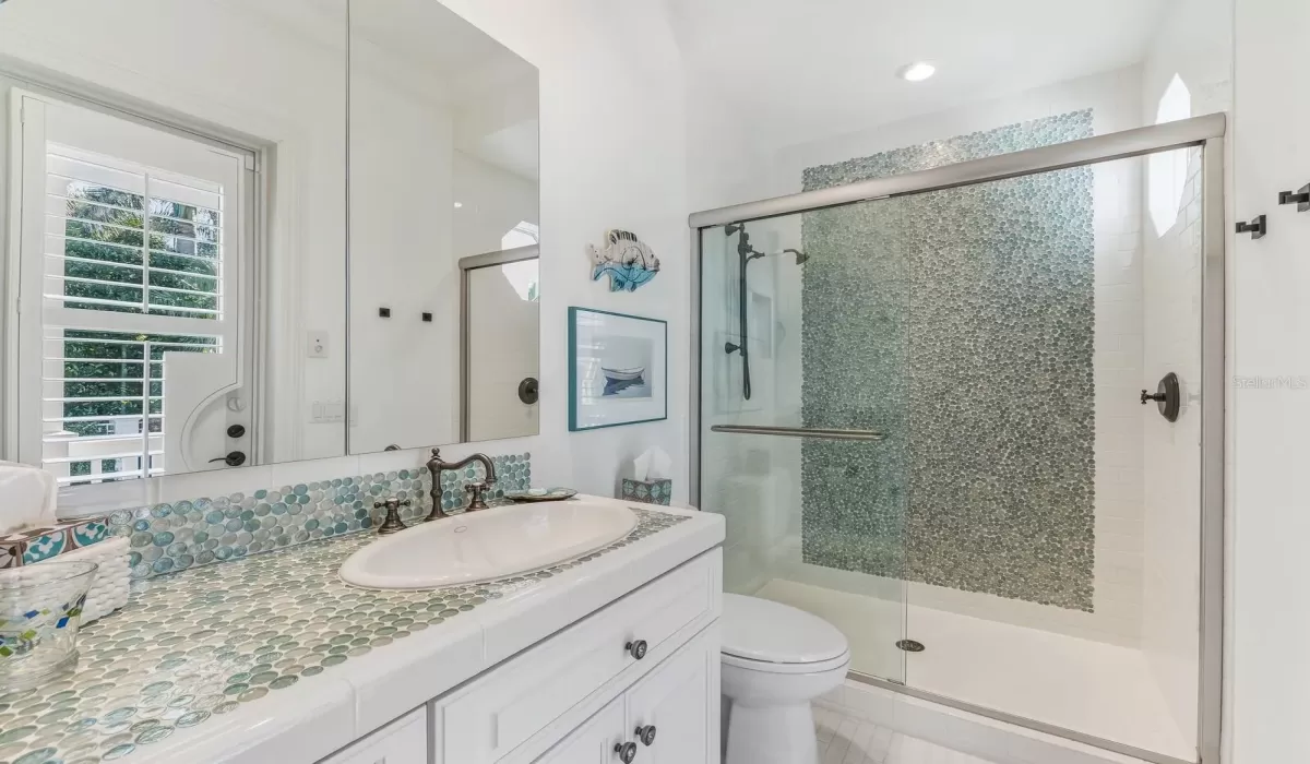 4 Bedrooms Bedrooms, 0 ,4 BathroomsBathrooms,Residential,For Sale,0,D6145790