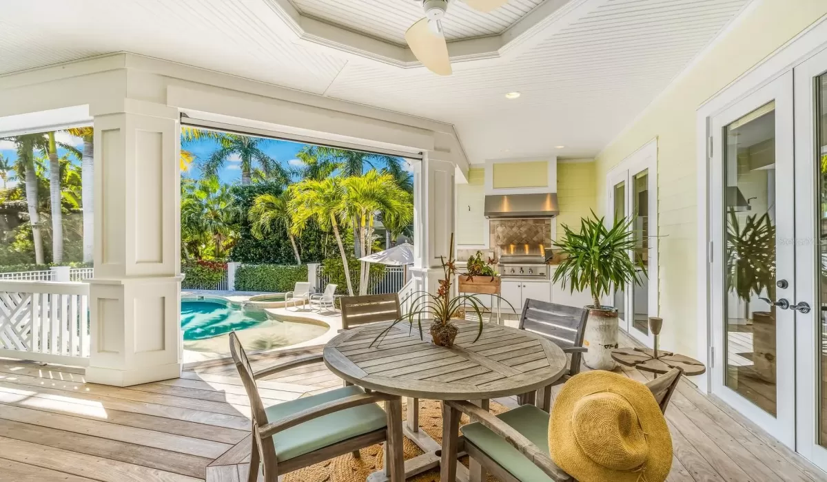 4 Bedrooms Bedrooms, 0 ,4 BathroomsBathrooms,Residential,For Sale,0,D6145790