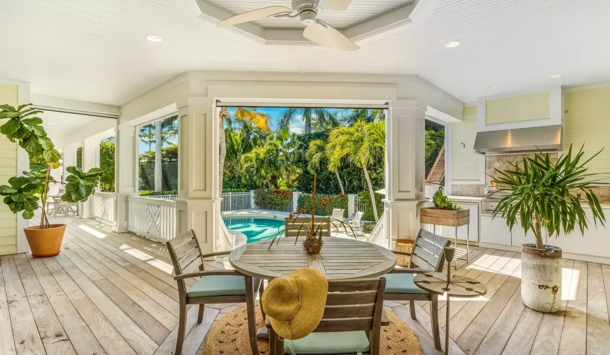 4 Bedrooms Bedrooms, 0 ,4 BathroomsBathrooms,Residential,For Sale,0,D6145790