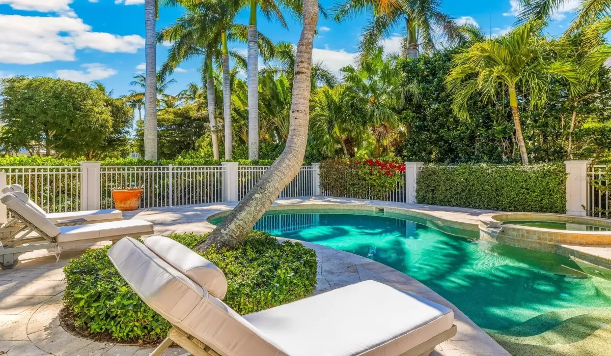 4 Bedrooms Bedrooms, 0 ,4 BathroomsBathrooms,Residential,For Sale,0,D6145790